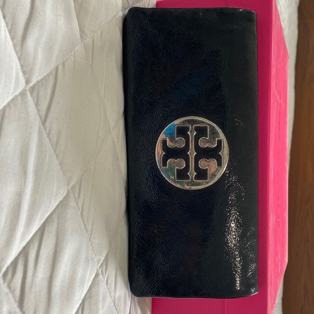 Tory Burch black wallet